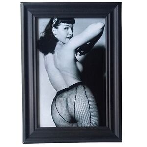 Bettie Page Pin Up Queen Beauty Model fashion make up retro  vintage beautiful